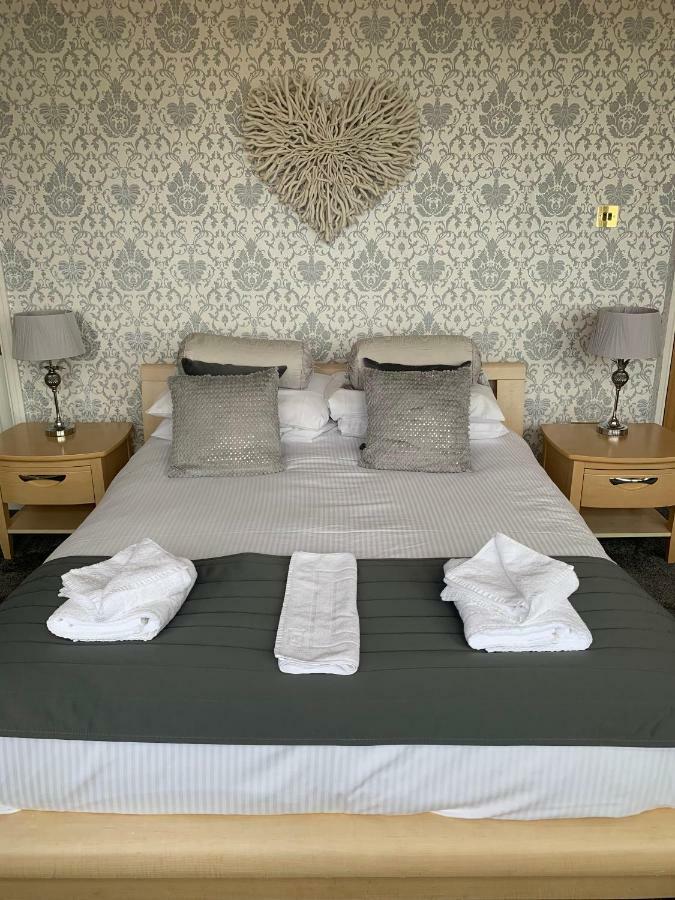 New Boston Guest Accommodation フリートウッド エクステリア 写真